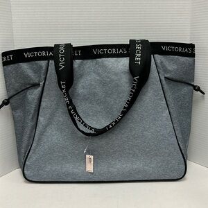 NWT Victoria’s Secret Everyday Logo Sport Zip Top Tote